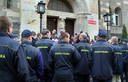Znalezione obrazy dla zapytania listonosze strajk