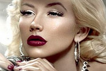 Aguilera w reklamie bi�uterii