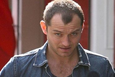 Jude Law �ysieje