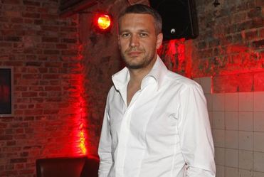 �ebrowski ko�czy dzi� 36 lat!