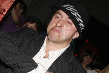 Jak Marcin Miller sp�dza wakacje?