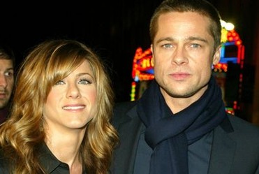 Aniston na obiedzie z Pittem