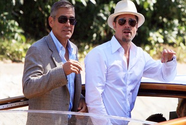 Brad Pitt prawie w p�omieniach