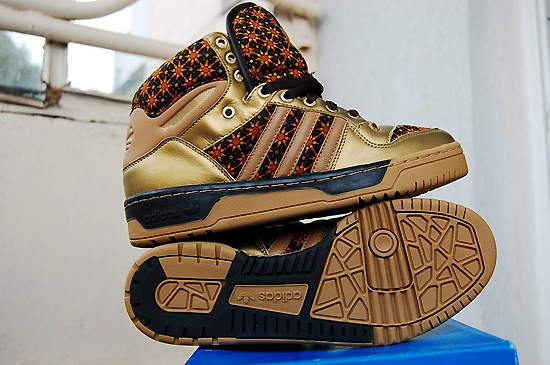 Buty Adidas Metro Attitude Hi Materials of The World "Indonesia"