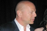 Bruce Willis odzyska� 900 tys. dolar�w!