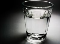 W�dka ta�sza od wody