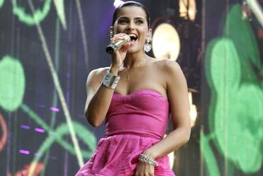Nelly zak�ada wytw�rni�