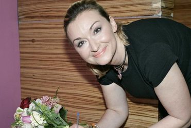 Wojciechowska podr�uje z c�rk� 