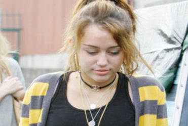 Miley nie chce by� matk�