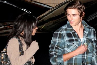 Zac Efron ma do�� musicali