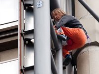 "Spiderman" zdoby� kolejny wie�owiec, tym razem w Sydney