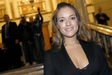 Alicja Bachleda-Curu� (wci��) nie ma romansu z Farrellem