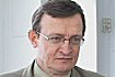 Cyma�ski: sprawa in vitro dzieli nas, polityk�w