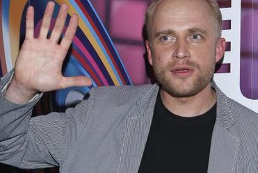 Dlaczego Adamczyk otworzy� knajp�?