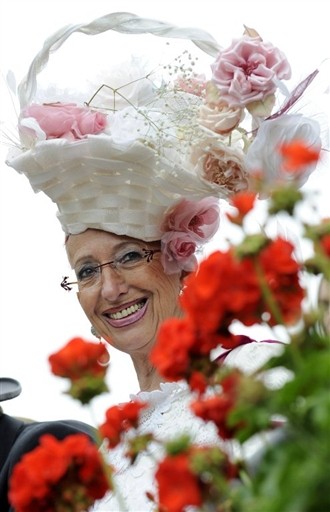 Kapeluszowe ekstrawagancje w Ascot