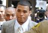 Chris Brown si� przyzna�