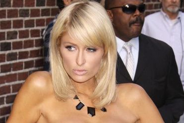 Paris Hilton w�ciek�a na tabloidy