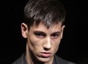 Faceci, kt�rzy ubrali si� u Prady!