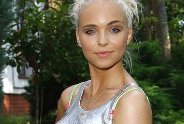 Candy Girl poka�e si� nago?