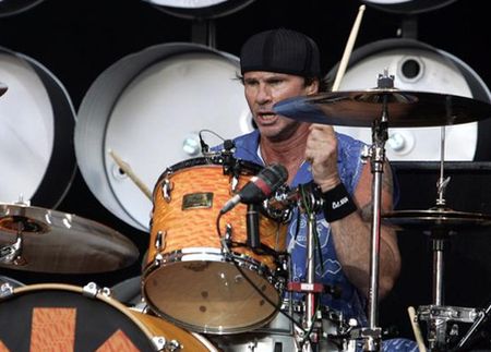 Chad Smith jak Will Farrell?