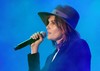 „Ci kt�rzy nie wierzyli, �e w sto�ecznej przestrzeni miejskiej uda si� zbudowa� solidn� festiwalow� mark� grubo si� mylili. Nie ma w�tpliwo�ci, �e Orange Warsaw Festival swoj� drug� ods�on� na sta�e wpisa� si� do kalendarza najwi�kszych letnich imprez. Mamy te� nadziej�, �e spe�ni� swoje zadanie jako jeden z wiod�cych projekt�w promuj�cych Warszaw�, kt�ra ubiega si� o tytu� Europejskiej Stolicy Kultury 2016” - – m�wi Ewa Czeszejko-Sochacka, pe�nomocnik Prezydenta ds. przygotowa� m. st. Warszawy do uzyskania tytu�u Europejskiej Stolicy Kultury w 2016 roku