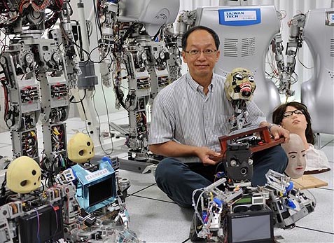 Pierwszy na �wiecie robot panda - zdj�cia