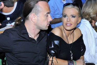 Doda zagra�a charytatywny koncert