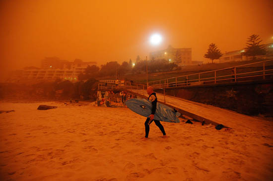 Sydney spowite czerwonym kurzem