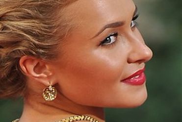 Hayden Panettiere nie jest z Kevinem Connollym
