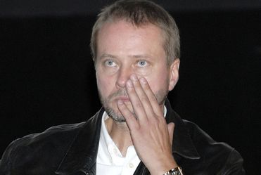 �mijewski przepracowuje si�?