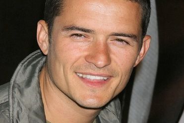 Orlando Bloom pomaga dzieciom