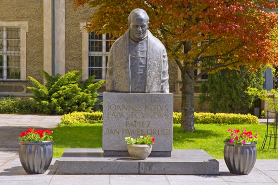 Najbardziej koszmarne pomniki Jana Paw�a II
