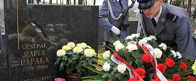 Sprawa zab�jstwa gen. Marka Papa�y