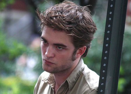 Robert Pattinson prawie jak lekarz