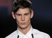 Neil Barrett - pokaz mody m�skiej