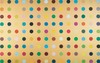 Tate Modern to jedna z najbardziej popularnych i najcz�ciej odwiedzanych galerii w Europie. Nale�y ona do grupy Tate, kt�ra obejmuje jeszcze Tate Britain, r�wnie� w Londynie oraz Tate Liverpool i Tate St Ives. Galeria ta znajduje si� w budynku po starej elektrowni na tzw Southbank, czyli po po�udniowej stronie Tamizy. Lokalizacja ta zosta�a wybrana ju� w roku 1994, a rok p�niej poproszono dw�ch szwajcarskich architekt�w Herzog & De Meuran by przekszta�cili elektrowni� w galeri�. Otwarcie nast�pi�o w roku 2000 podczas boomu tzw Creative Britain.   Rz�d brytyjski postanowi� w�wczas wesprze� kulturalny sektor Londynu i inwestowa� du�e pieni�dze w miejsca takie jak stare elektrownie czy fabryki, aby stworzy� wygodne warunki dla artyst�w oraz by rozpowszechni� sztuk� w Londynie. Tak te� sie sta�o w przypadku Tate Modern, kt�ra szybko po otwarciu, zosta�a uznana za jedno z najwa�niejszych i najbardziej presti�owych muze�w sztuki wsp�czesnej w Wielkiej Brytanii.   W ubieg�ym roku, spektakularny sukces odnios�a wystawa prac Francisa Bacona. W tym roku, galeria proponuje co� bardzo odmiennego, a mianowicie wystaw� pod ciekawym i intryguj�cym tytu�em: 'Pop Life: art in a material world'.     