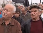 [Ang.] Greece strikes
