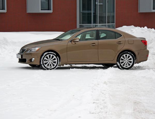 IS 220d Prestige - test