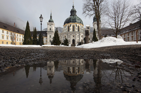 Molestowanie w klasztorze? "To sprawa bez precedensu" 