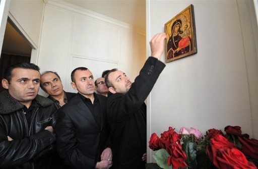 "P�acz�ca" ikona poruszy�a t�umy