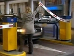 Nie mogli wyjechać z parkingu