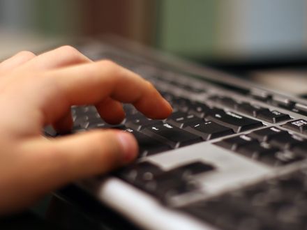 Facebook na celowniku po zab�jstwie nastolatki