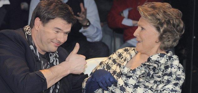 Karolak za�piewa w show Polsatu!