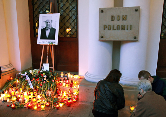 Polska zalana �zami - zdj�cia