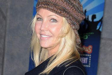 Heather Locklear rozje�d�a znaki