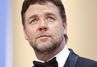 Russell Crowe nakrzycza� na radiowca