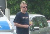 Kazik Staszewski mia� wypadek!