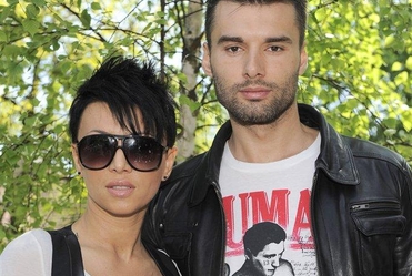 Paulla przyzna�a, �e wysz�a za m��