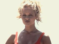 Pamela Anderson &ndash; od s�odkiego kociaka do sexbomby