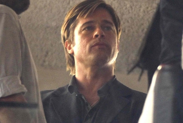 Brad Pitt bez brody